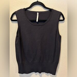 Leo & Nicole black sweater vest